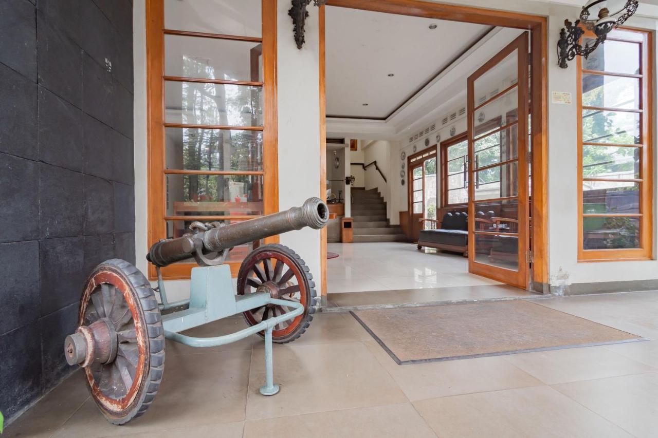Reddoorz Near Institut Teknologi Bandung 2 Hotel Екстериор снимка