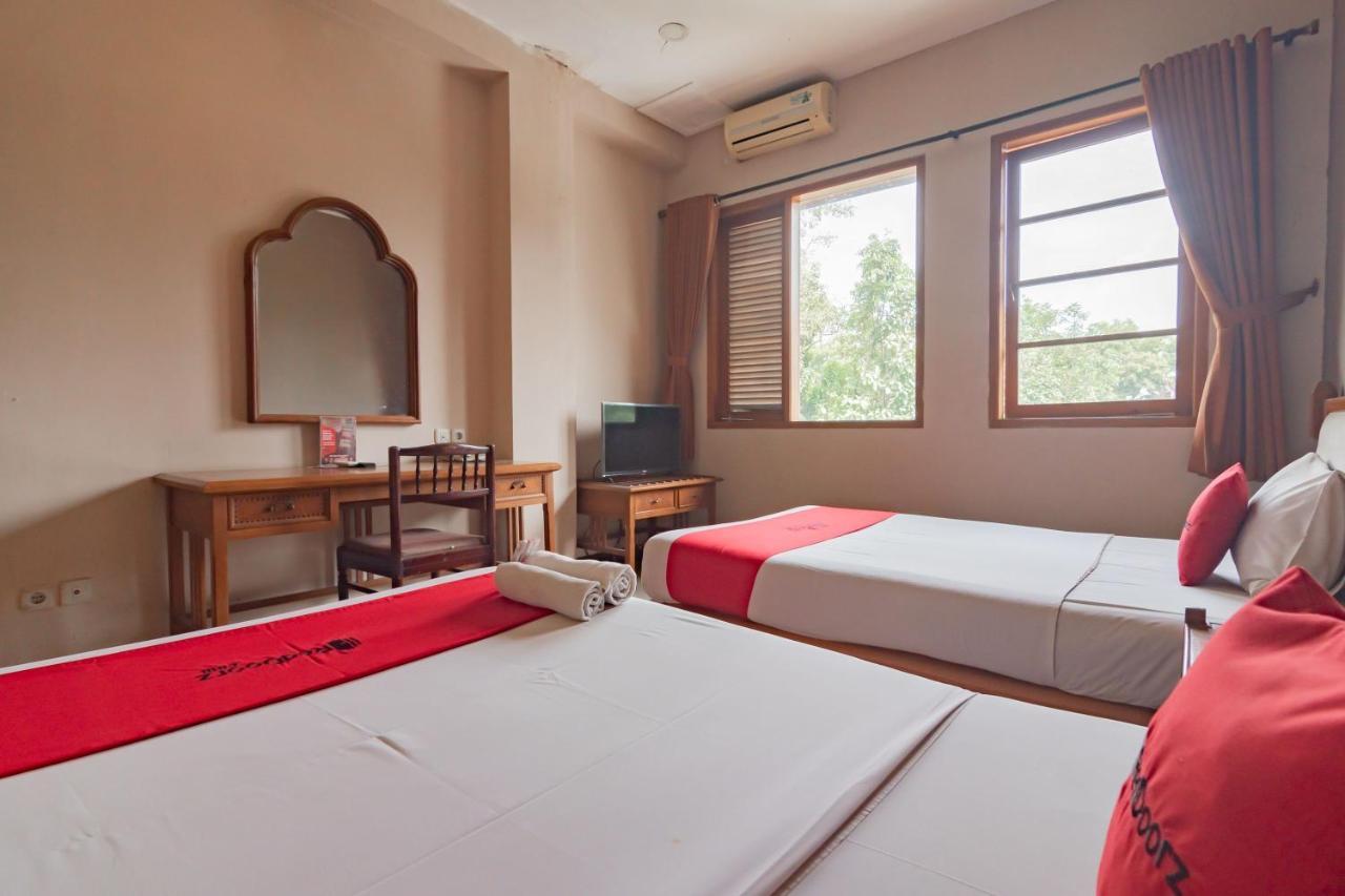 Reddoorz Near Institut Teknologi Bandung 2 Hotel Екстериор снимка