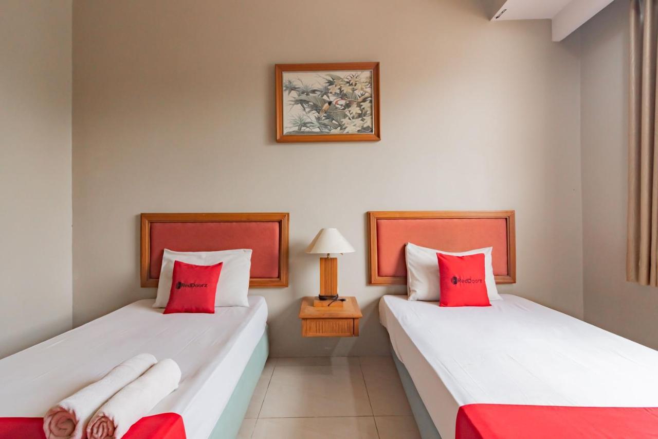 Reddoorz Near Institut Teknologi Bandung 2 Hotel Екстериор снимка