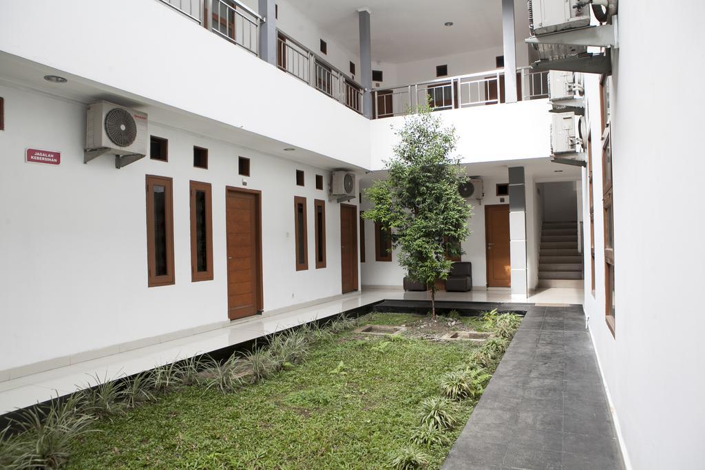 Reddoorz Near Institut Teknologi Bandung 2 Hotel Екстериор снимка