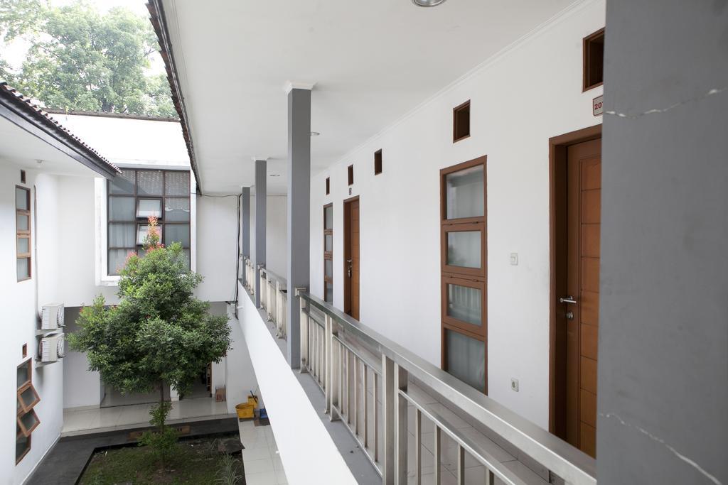 Reddoorz Near Institut Teknologi Bandung 2 Hotel Екстериор снимка