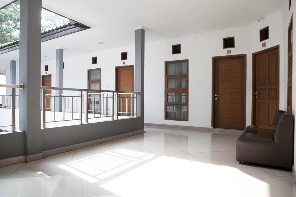 Reddoorz Near Institut Teknologi Bandung 2 Hotel Екстериор снимка